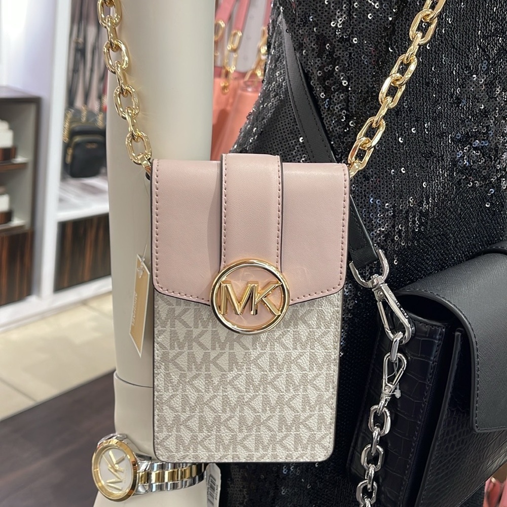 Michael Kors Carmen Small Logo Smartphone Crossbody Bag
Powder Blush Multi - Picture 11 of 16